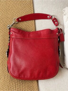Coach Cherry Red Leather
Shoulder Bag #F12071
